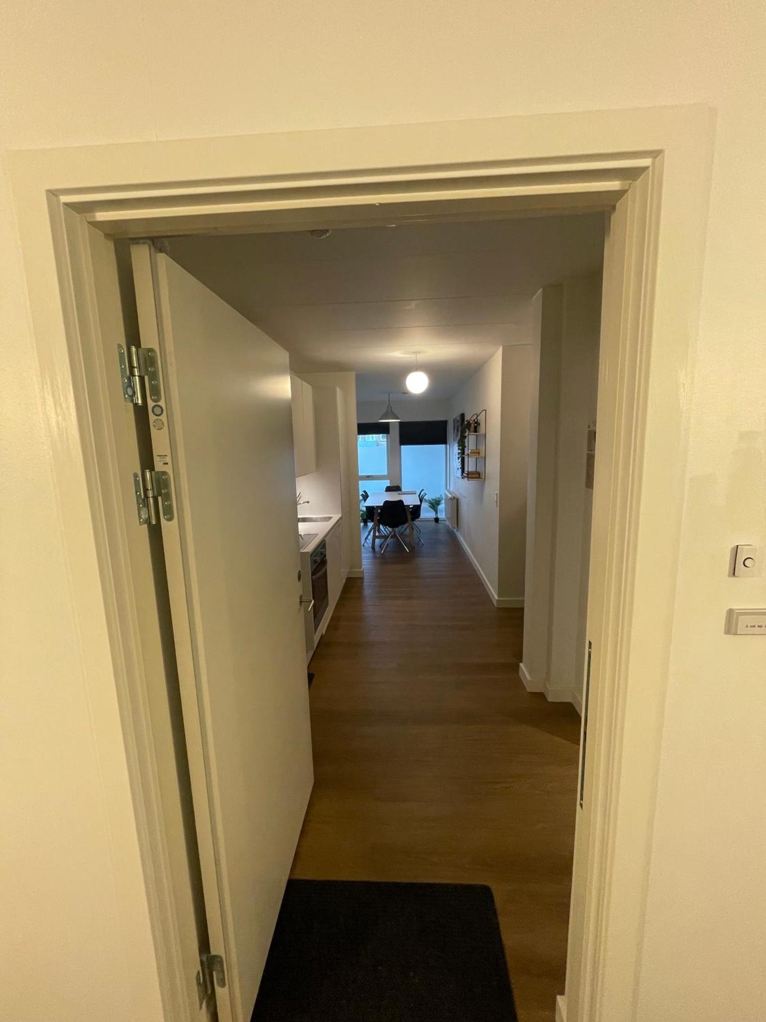 Modern With Rooftop, Privat Balcony, & Free Parking,next To Attractions * Århus